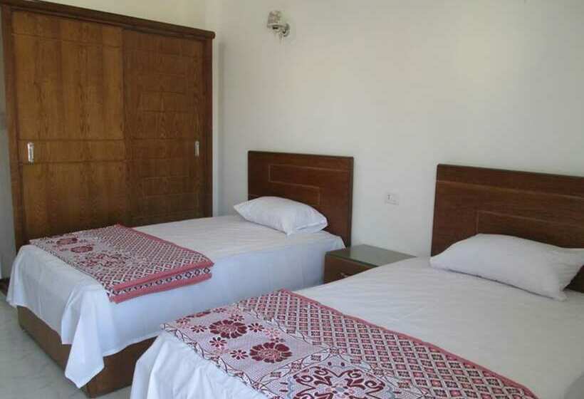 هتل Nile Paradise Apartments