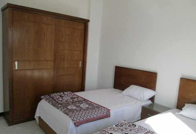 هتل Nile Paradise Apartments