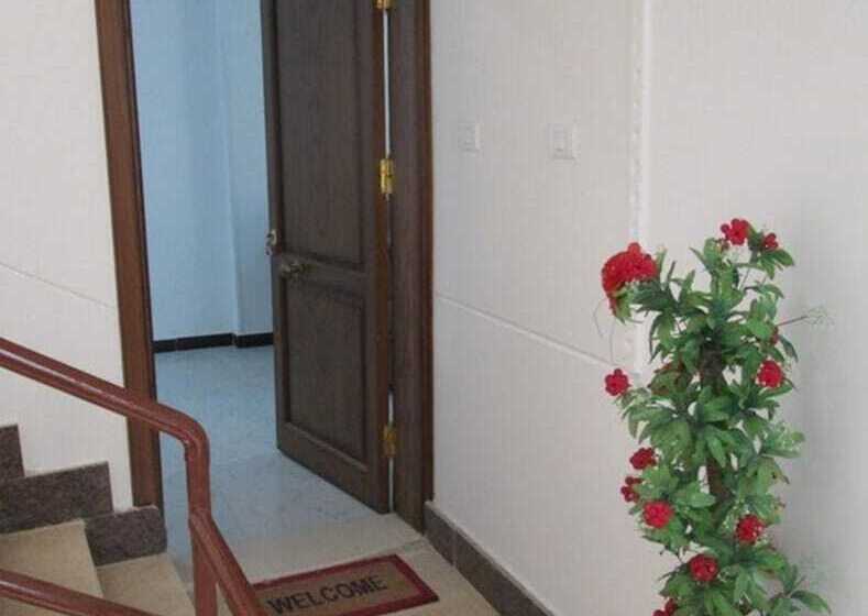 هتل Nile Paradise Apartments