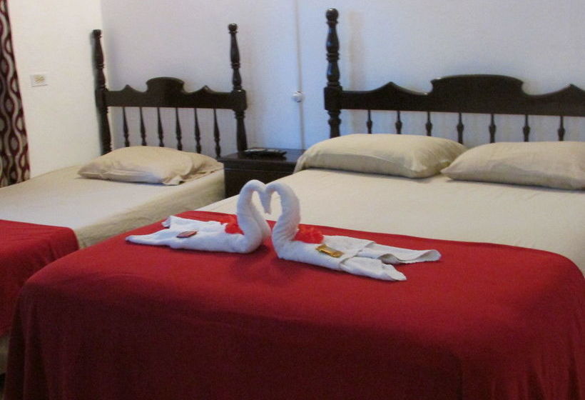 هتل Ocean Wave Villa, Negril