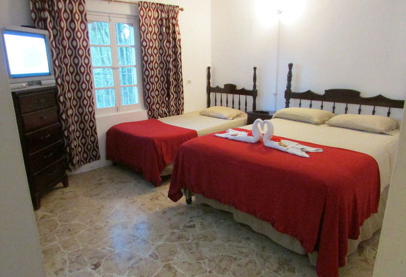 هتل Ocean Wave Villa, Negril