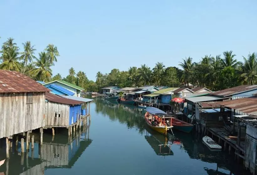 Hotelli Palm Beach Bungalow Resort