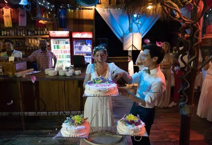 Hotelli Palm Beach Bungalow Resort