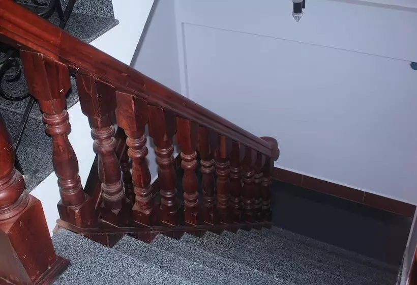 ホテル Phkar Chhouk Tep