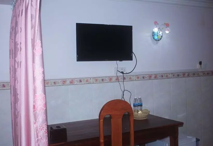 ホテル Phkar Chhouk Tep