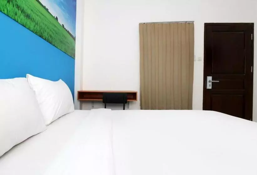 ホテル Polamas Residence Padang
