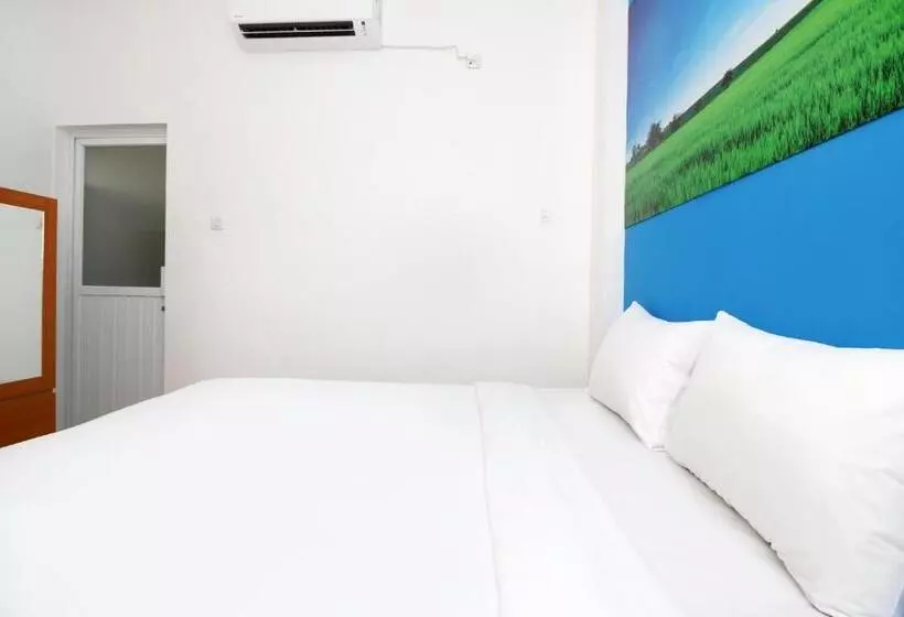 ホテル Polamas Residence Padang