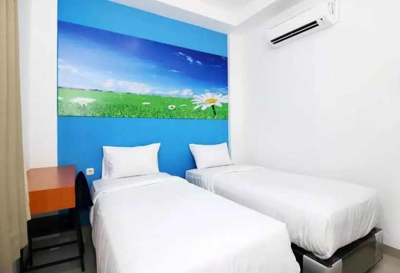 ホテル Polamas Residence Padang