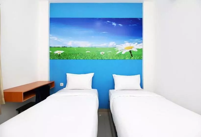 ホテル Polamas Residence Padang