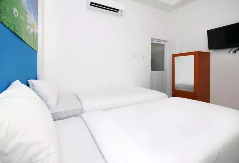 ホテル Polamas Residence Padang