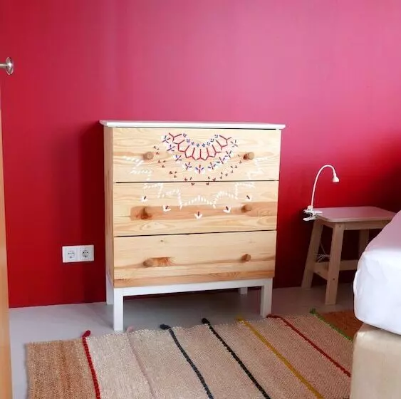 هتل Snotra Hostel