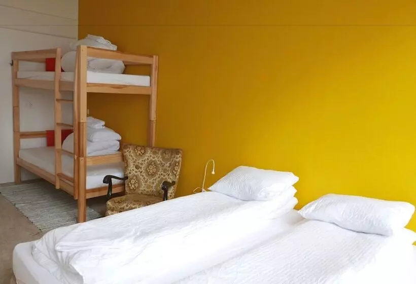 هتل Snotra Hostel
