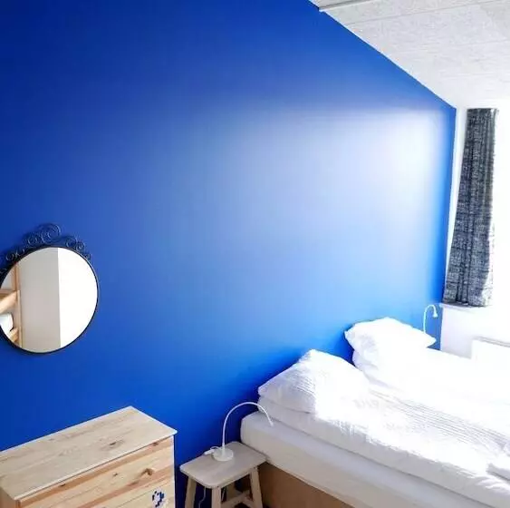 هتل Snotra Hostel