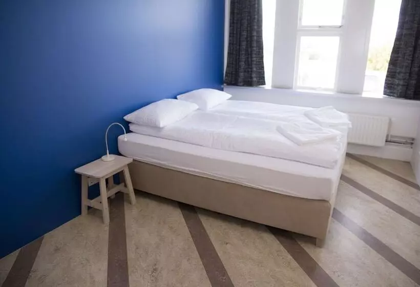 هتل Snotra Hostel