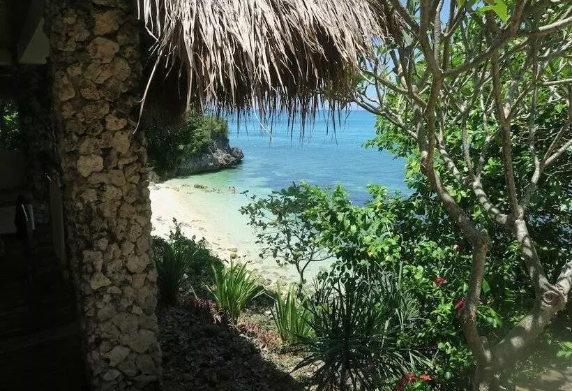 Hotelli Tepanee Beach Resort