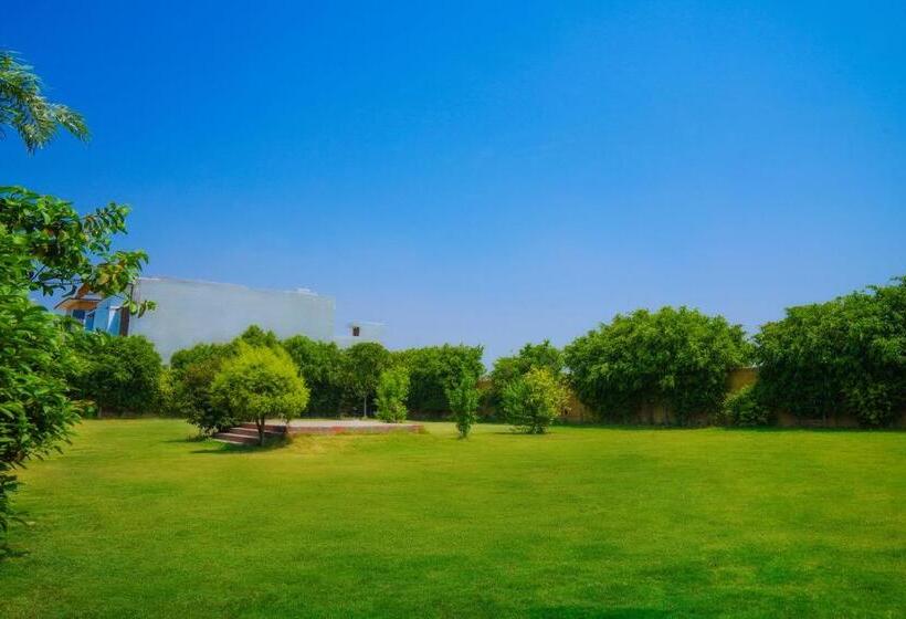 Hotel Welcomheritage Ranjitvilas