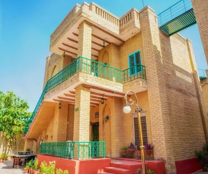 Hotelli Welcomheritage Ranjitvilas