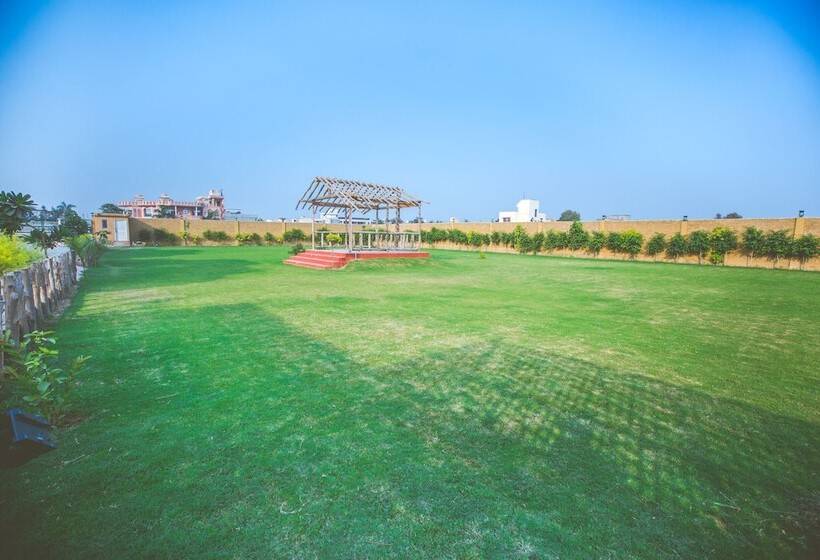 Hotel Welcomheritage Ranjitvilas