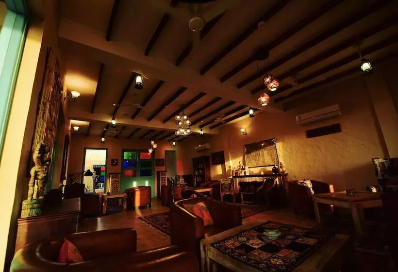 Hotelli Welcomheritage Ranjitvilas