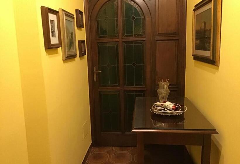 هتل Affittacamere Greenhause