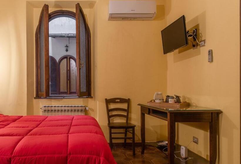 هتل Affittacamere Greenhause