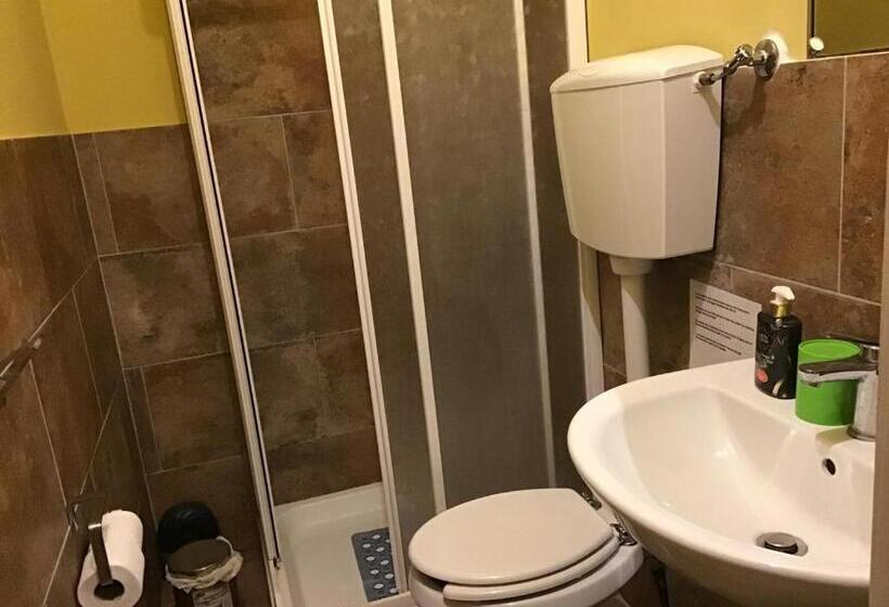 هتل Affittacamere Greenhause