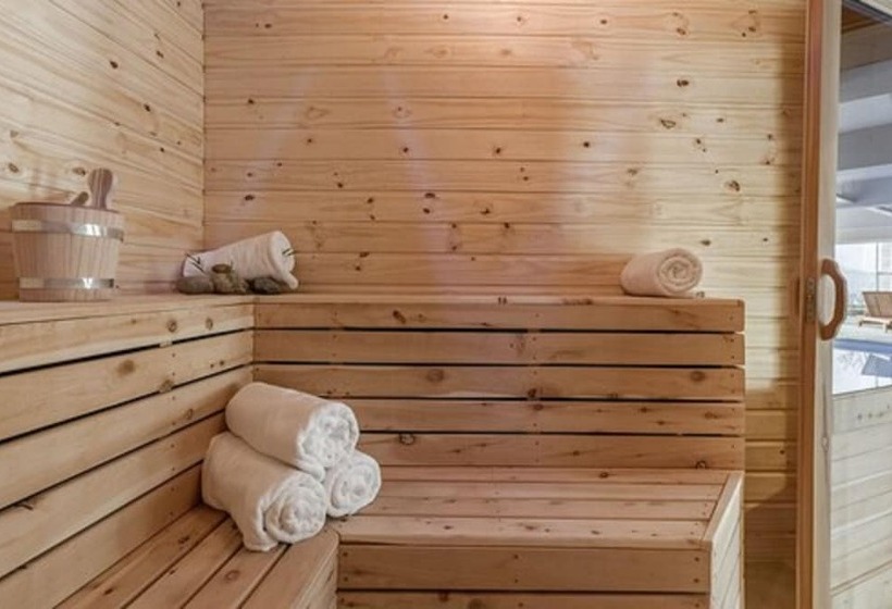 فندق Aguila Mora Suites & Spa