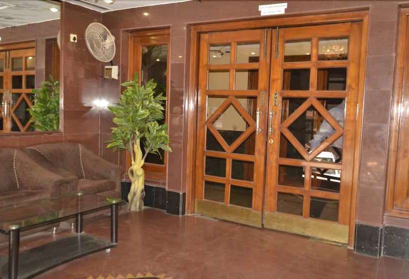 호텔 Atithi Palace