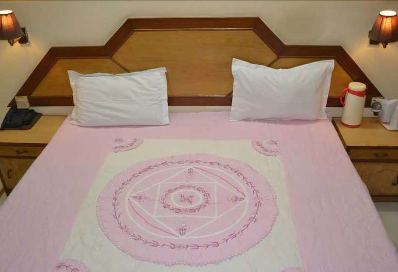 호텔 Atithi Palace