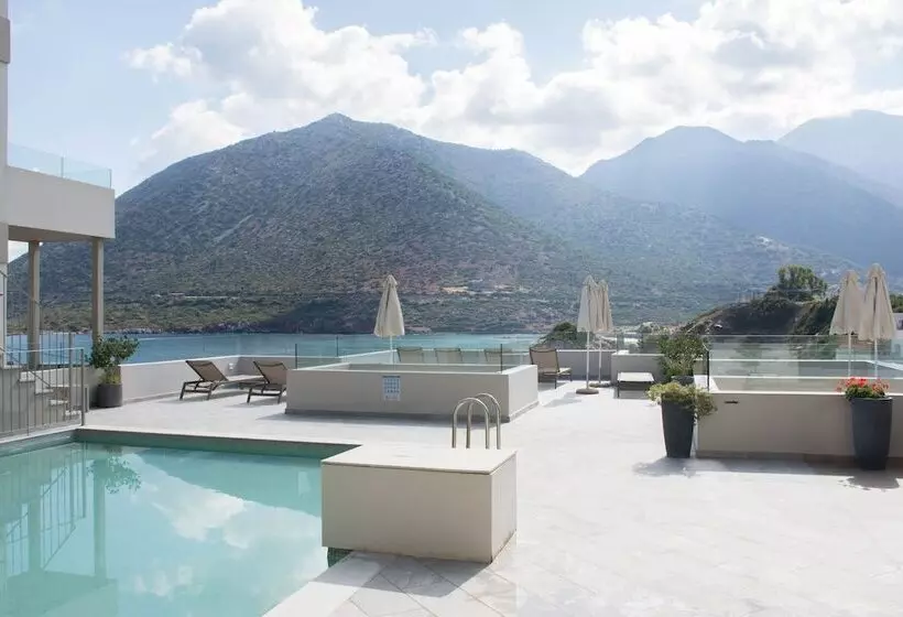 Hotelli Bali Diamond By Checkin Adults Only