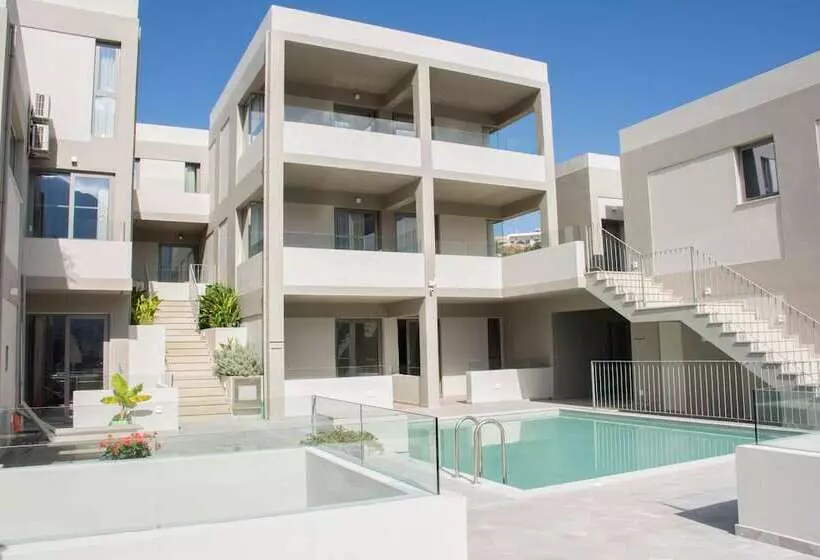 Hotelli Bali Diamond By Checkin Adults Only