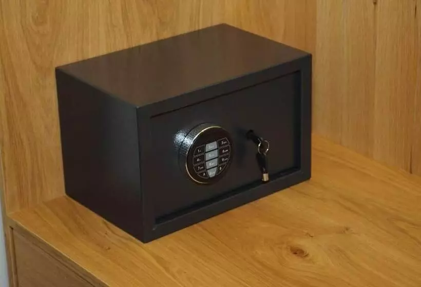 Hotelli Bali Diamond By Checkin Adults Only