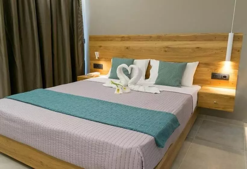 Hotelli Bali Diamond By Checkin Adults Only