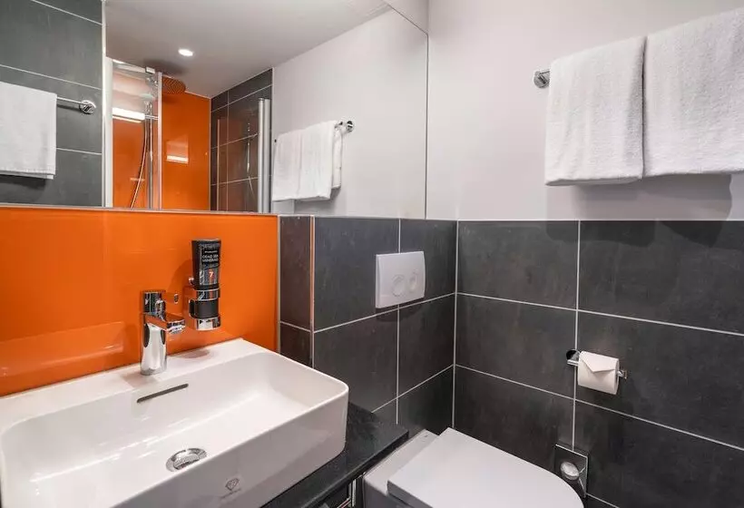 Hotelli Campanile Muenchen Sendling