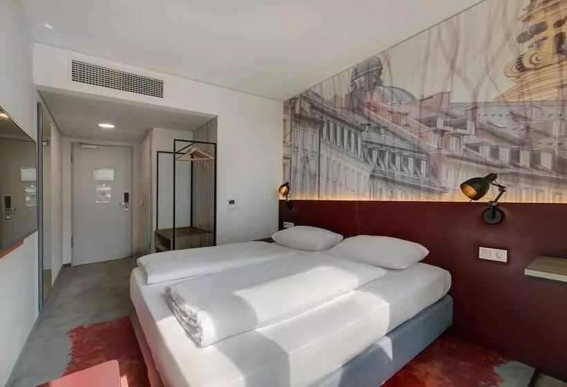 Hotelli Campanile Muenchen Sendling