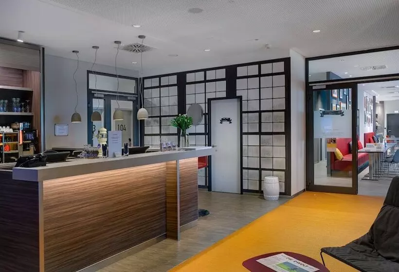 Hotelli Campanile Muenchen Sendling