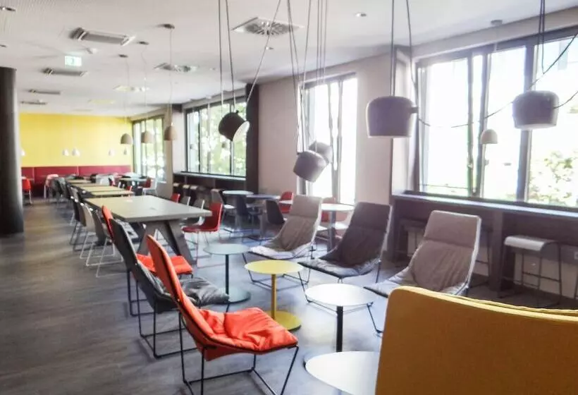 Hotelli Campanile Muenchen Sendling