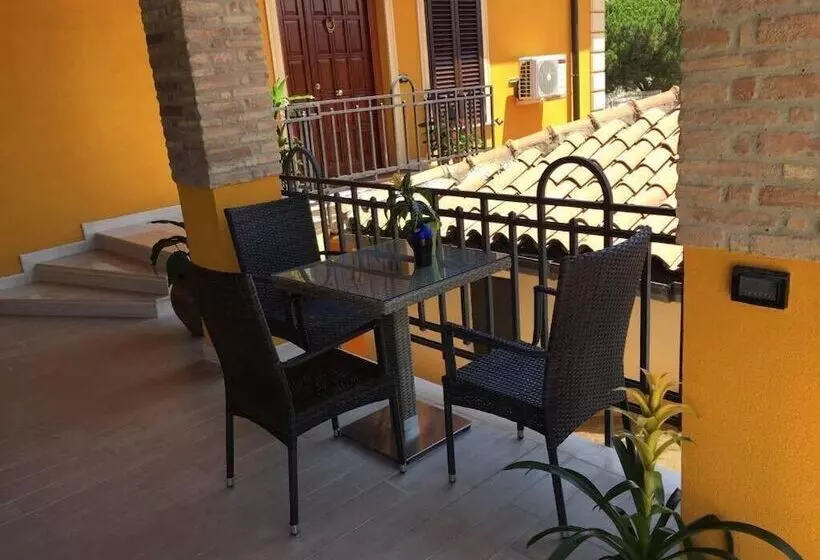 هتل Eleven Bed & Breakfast