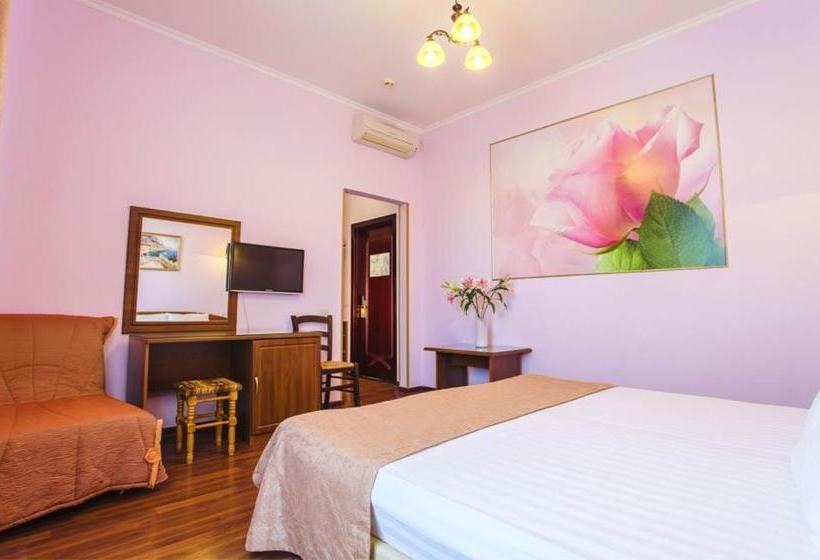 בית מלון כפרי Eurasia