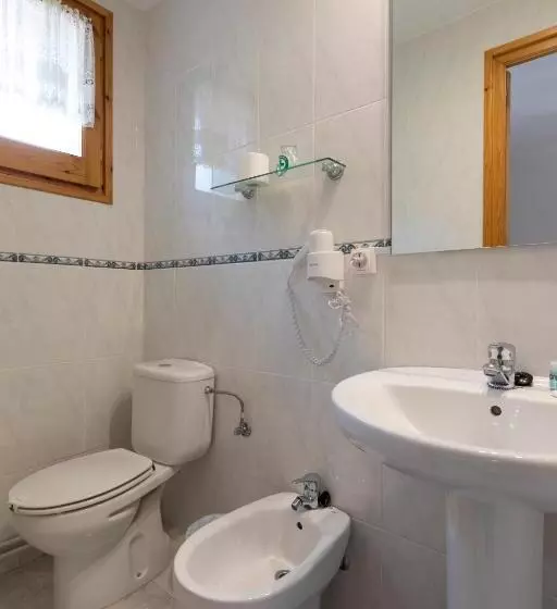 Hotelli Hostal Montserrat