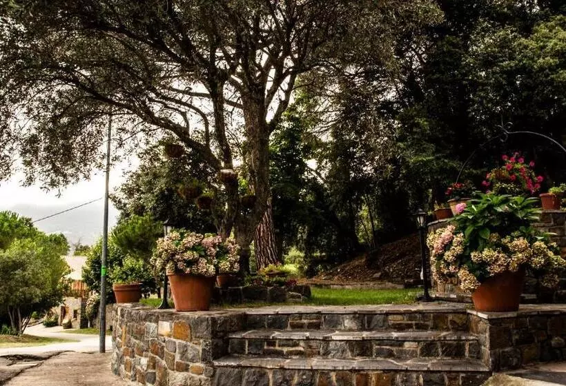 Hotelli Hostal Montserrat