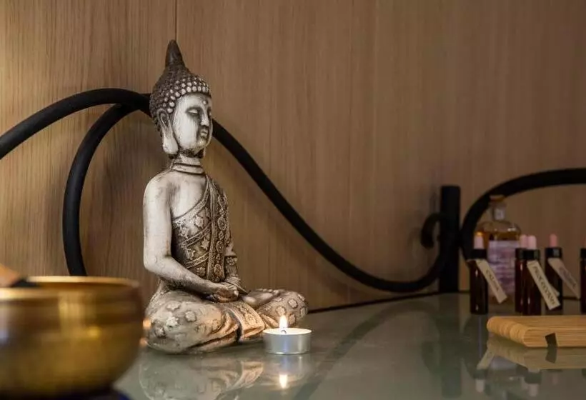 Hotelli Hostal Montserrat