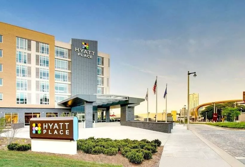 هتل Hyatt Place Milwaukee Downtown