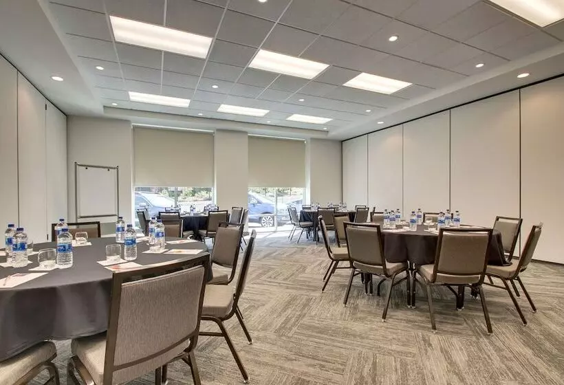 هتل Hyatt Place Milwaukee Downtown