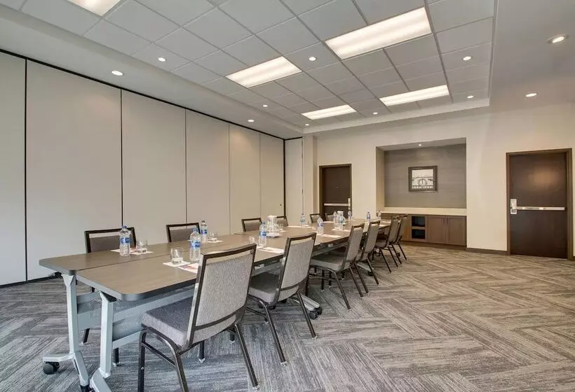 هتل Hyatt Place Milwaukee Downtown