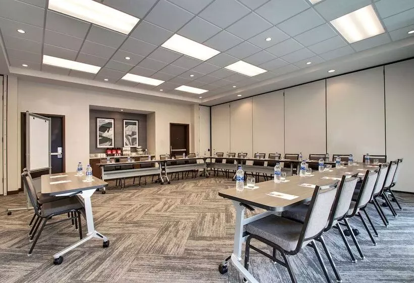 هتل Hyatt Place Milwaukee Downtown