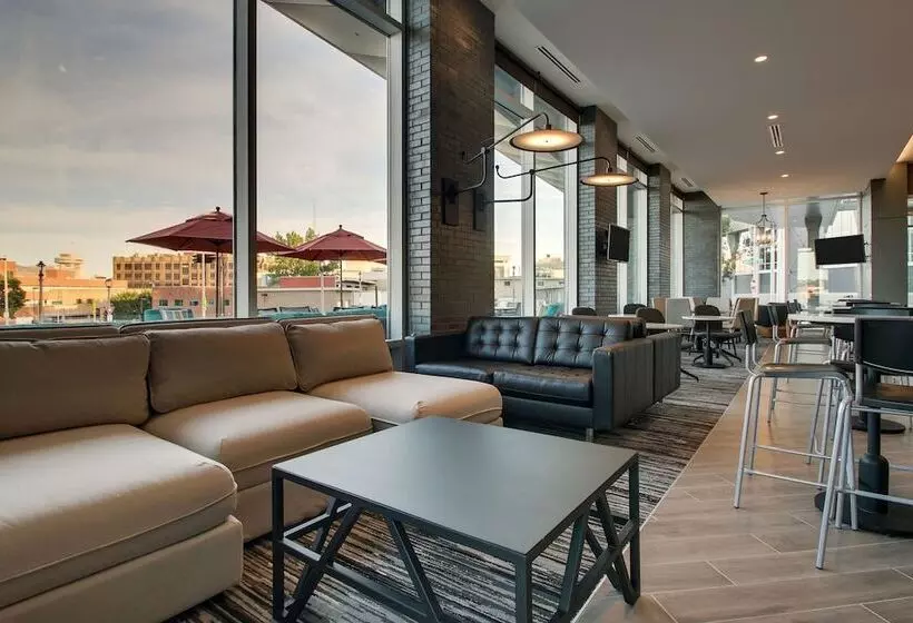 هتل Hyatt Place Milwaukee Downtown