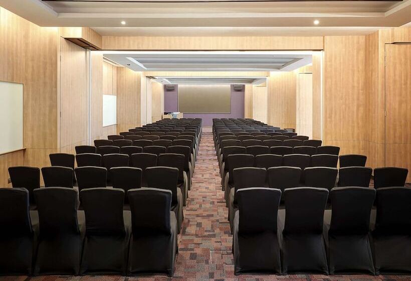 Hotel Ibis Kuala Lumpur City Centre