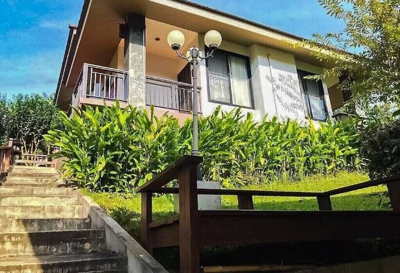 בית מלון כפרי Kornwat Garden Resort