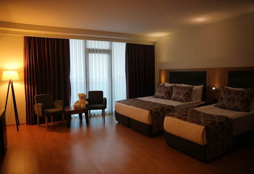 هتل Metro City Apartments